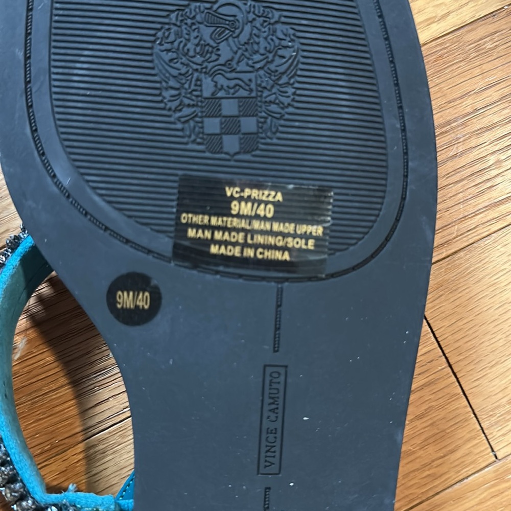 Vince Camuto Prizza Strappy Sandals - Picture 4 of 5